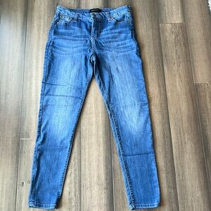 Women’s Skinny Jeans - Blue Stretch Denim